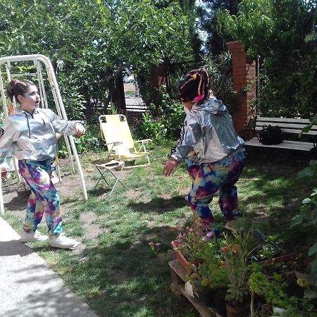 Casa De Franchesca Hostel Trelew Ngoại thất bức ảnh