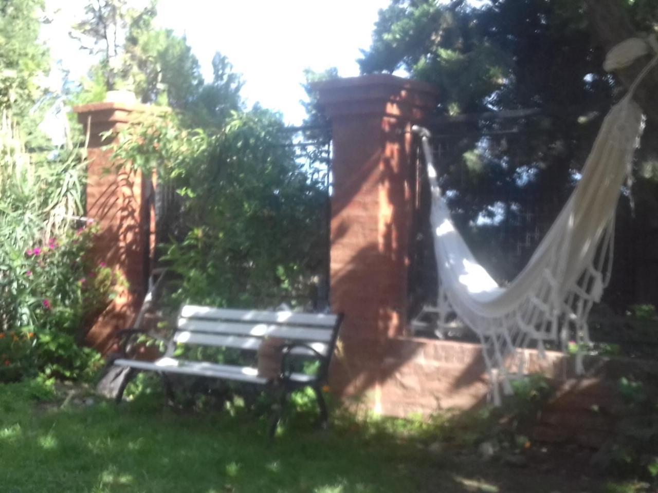 Casa De Franchesca Hostel Trelew Ngoại thất bức ảnh