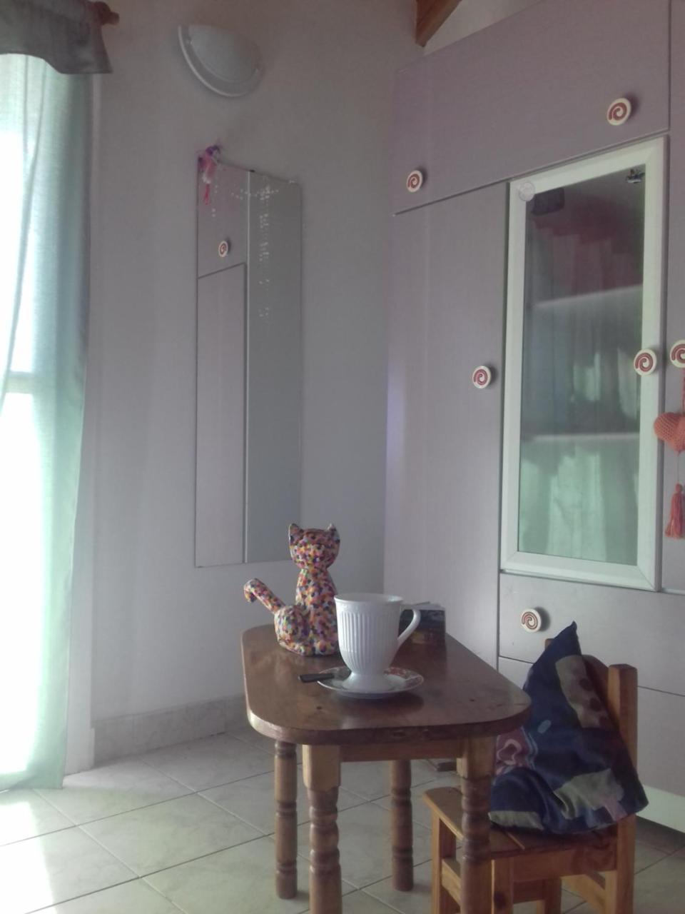 Casa De Franchesca Hostel Trelew Ngoại thất bức ảnh
